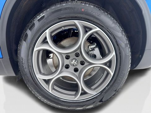 New 2025 Alfa Romeo Stelvio Sprint w/ Convenience Package image 48