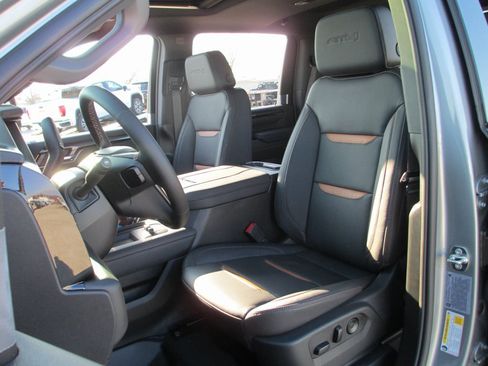 New 2026 GMC Sierra 2500 AT4 w/ AT4 Premium Plus Package image 12