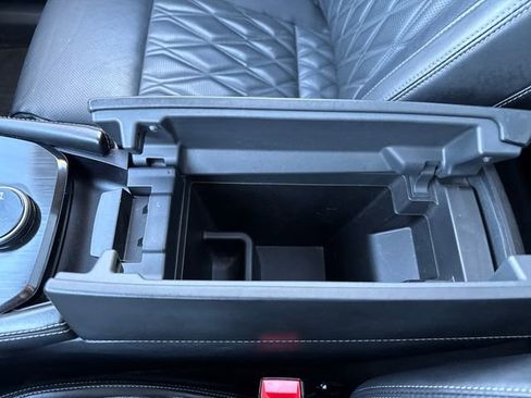 Used 2023 Nissan Rogue Platinum w/ Platinum Premium Package image 16