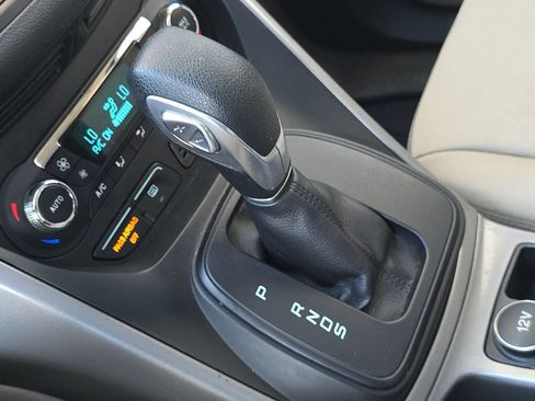 Used 2016 Ford Escape SE w/ Equipment Group 201A AWD/4WD image 21