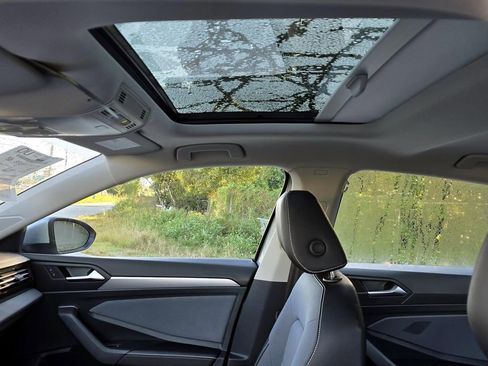 New 2026 Volkswagen Jetta SE image 19