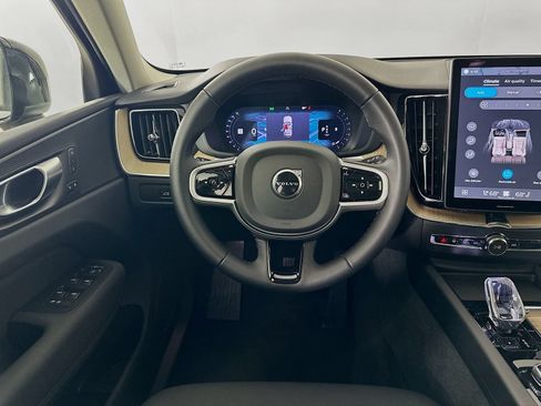 Used 2026 Volvo XC60 B5 Plus w/ Protection Package Premier AWD/4WD image 15