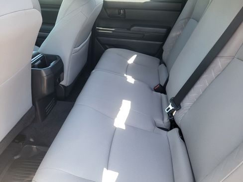 Certified 2025 Toyota Tacoma SR5 AWD/4WD image 22