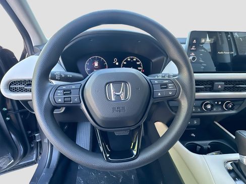 New 2026 Honda HR-V LX image 8