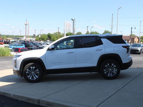 New 2026 Chevrolet Equinox LT FWD image 6
