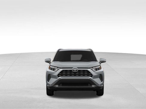 New 2025 Toyota RAV4 XLE image 17