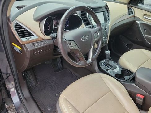 Used 2018 Hyundai Santa Fe Sport w/ 2.0T Ultimate Tech Package 05 FWD image 9