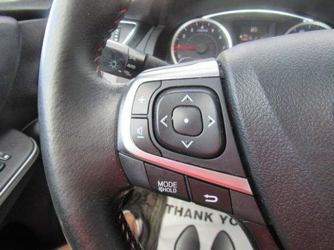 Used 2015 Toyota Camry XSE FWD image 26
