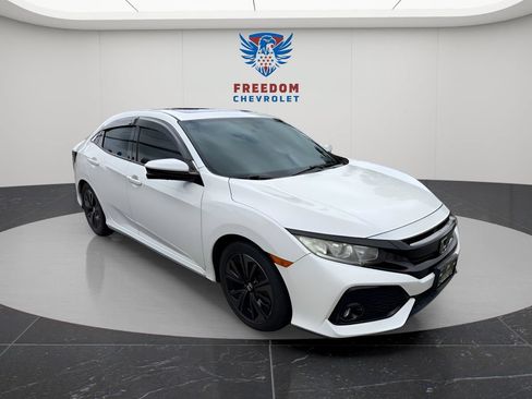 Used 2017 Honda Civic EX image 8