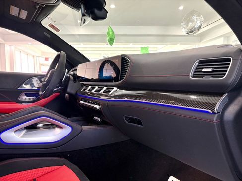 Used 2024 Mercedes-Benz GLE 63 AMG S w/ Driver Assistance Package image 16