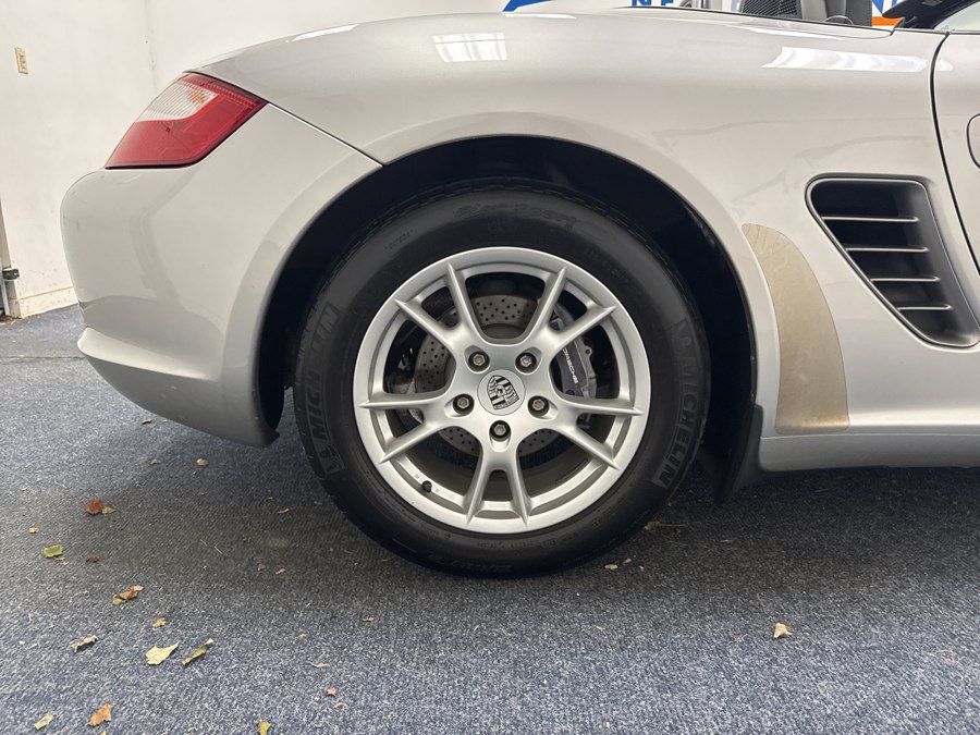 Used 2005 Porsche Boxster RWD image 27