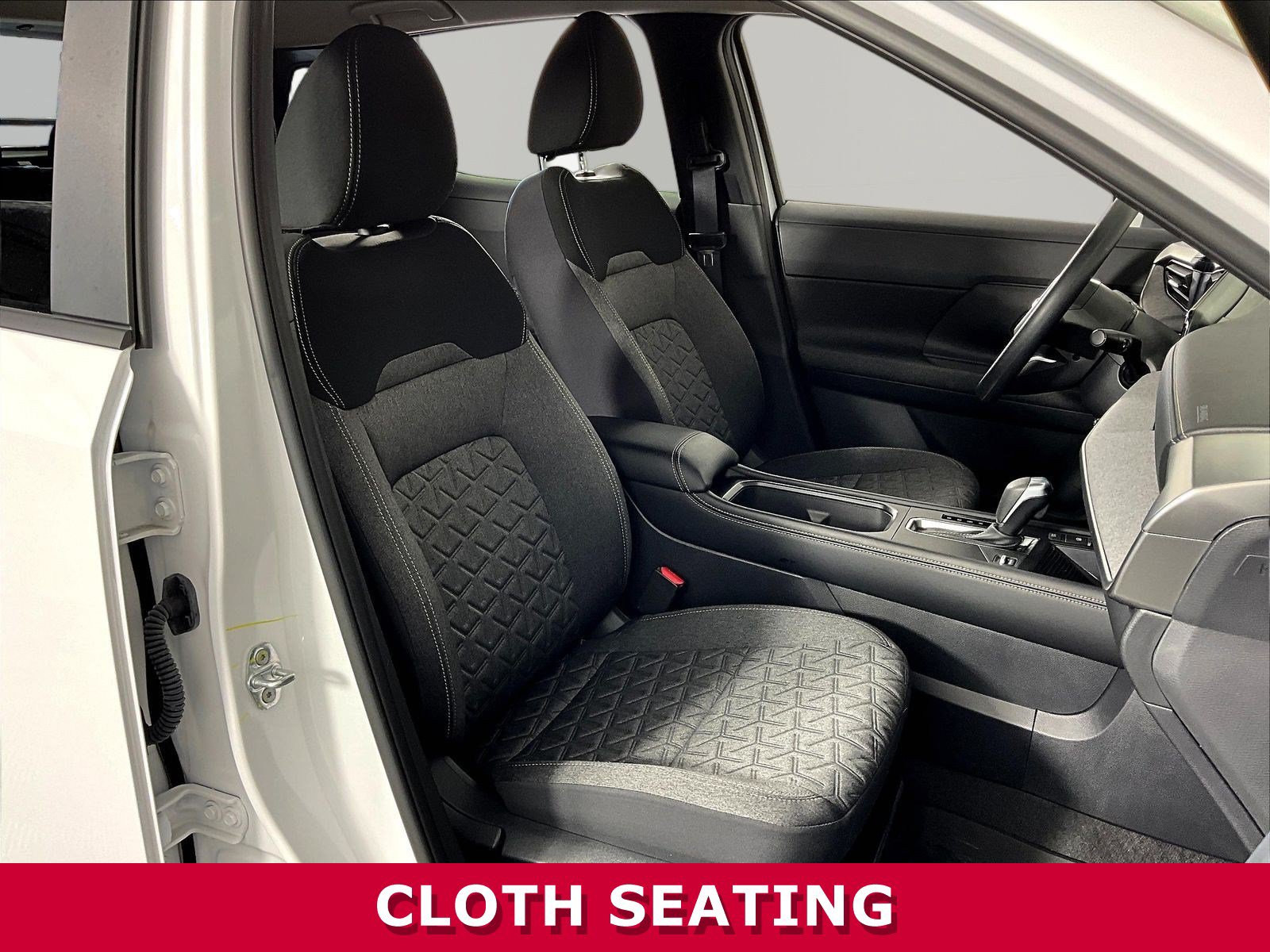 Used 2025 Nissan Kicks SV AWD/4WD image 26