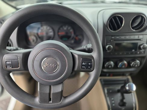 Used 2011 Jeep Patriot Sport w/ PWR Value Group FWD image 15