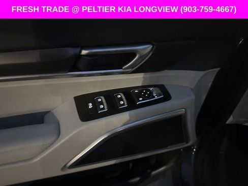 Used 2025 Kia Telluride S image 8