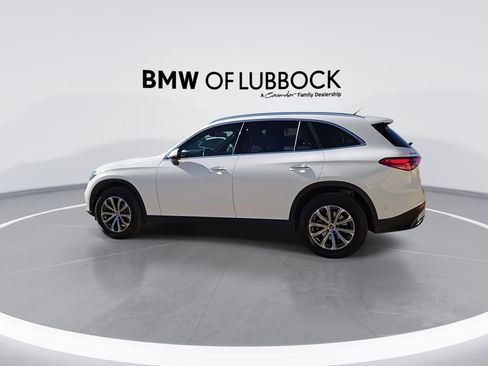 Used 2025 Mercedes-Benz GLC 300 4MATIC image 6