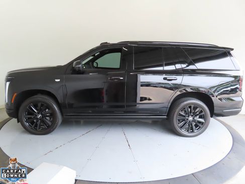 Used 2026 Cadillac Escalade Sport AWD/4WD image 7