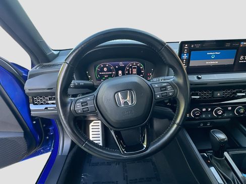 Used 2023 Honda Accord Sport image 8