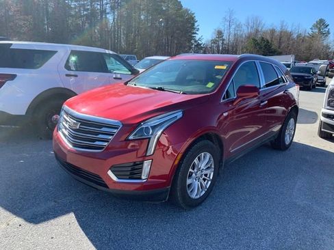 Used 2019 Cadillac XT5 Base image 12