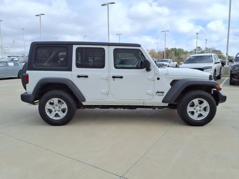 Used 2021 Jeep Wrangler Unlimited Sport w/ Cold Weather Group image 8