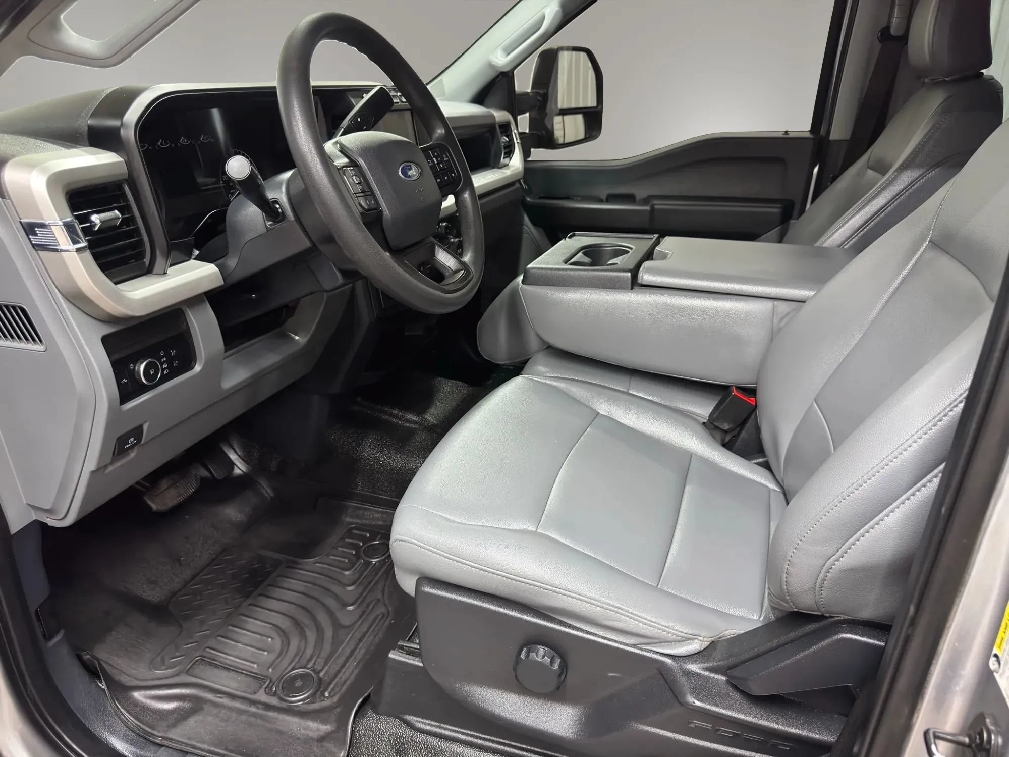 Used 2024 Ford F350 XL w/ FX4 Off-Road Package AWD/4WD image 10