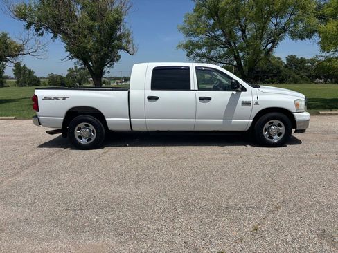 Used 2008 Dodge Ram 2500 Truck SXT image 29