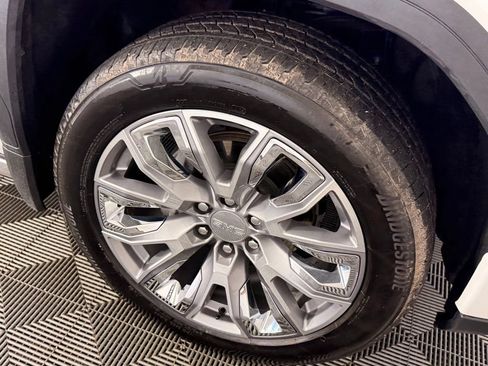Used 2025 GMC Sierra 1500 Denali AWD/4WD image 14
