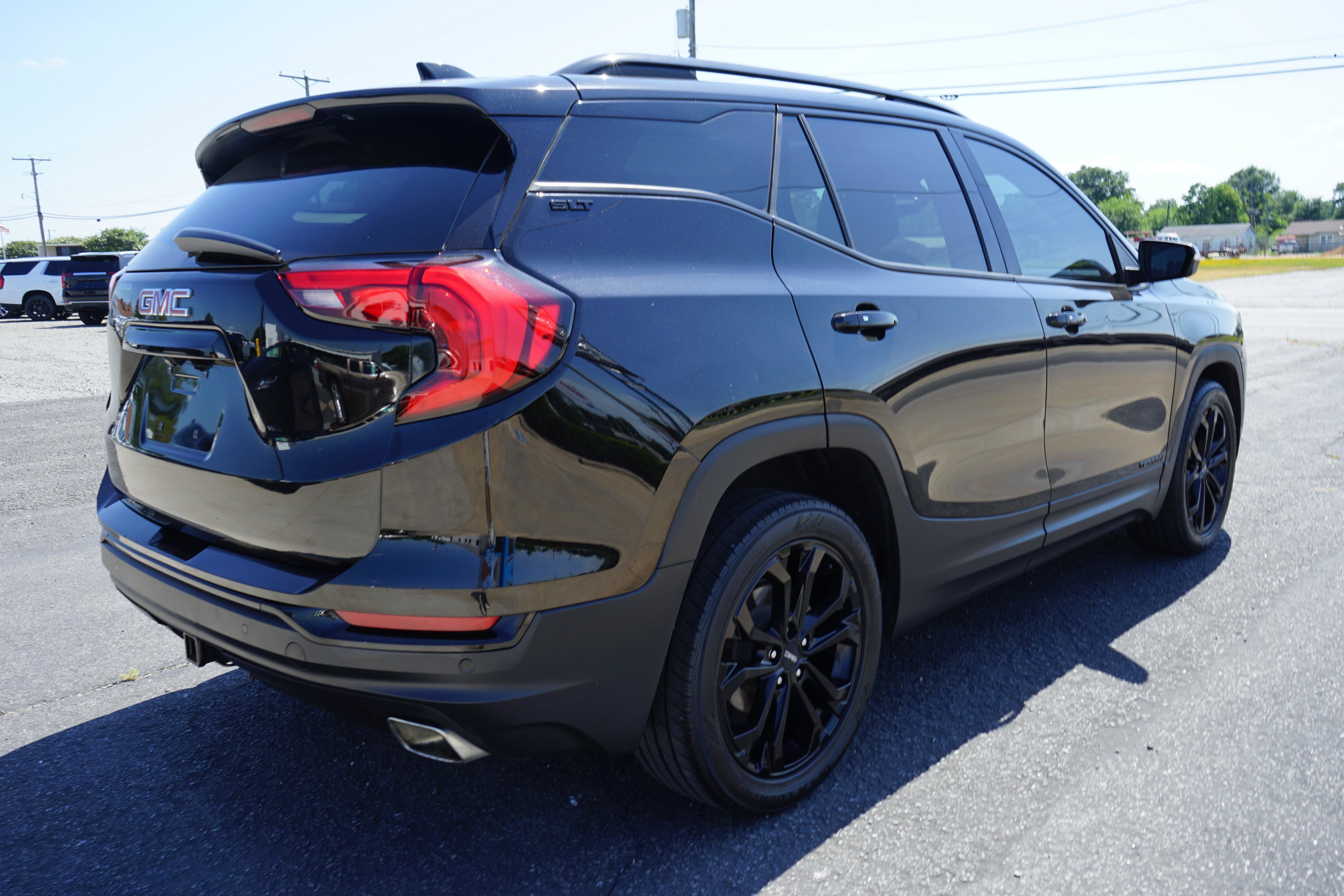 Used 2020 GMC Terrain SLT w/ Preferred Package FWD image 5
