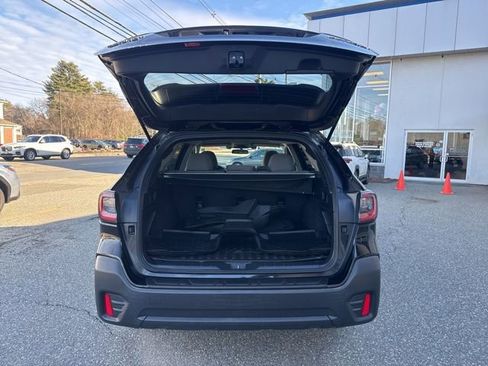 Used 2022 Subaru Outback Premium AWD/4WD image 11