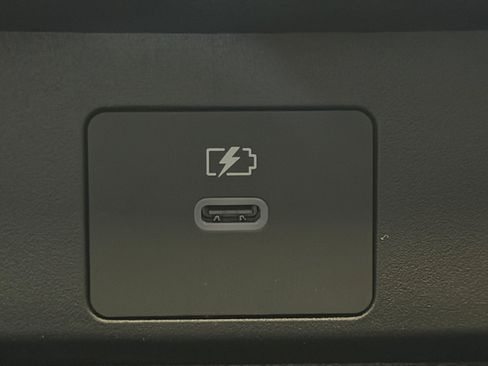 New 2027 Nissan Sentra SR w/ SR Premium Package FWD image 30