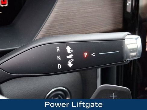 Used 2024 GMC Acadia Denali w/ Super Cruise Package image 20