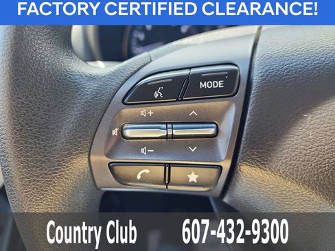 Certified 2023 Hyundai Kona SE w/ Cargo Package AWD/4WD image 18