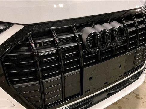 Certified 2025 Audi Q3 2.0T Premium w/ Convenience Package image 30