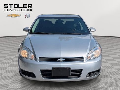 Used 2011 Chevrolet Impala LT FWD image 8