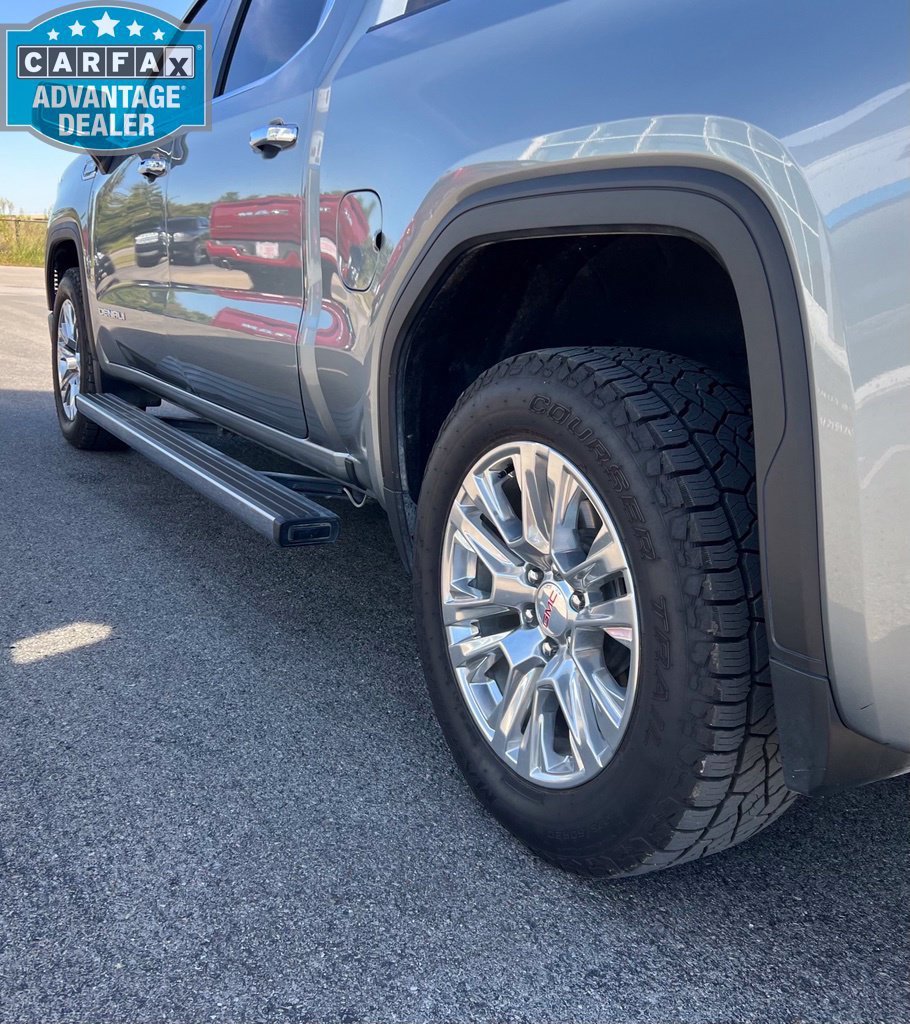 Used 2023 GMC Sierra 1500 Denali w/ Technology Package AWD/4WD image 7