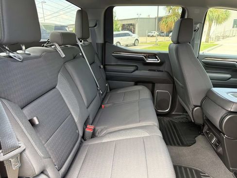 Used 2022 GMC Sierra 1500 Elevation RWD image 13