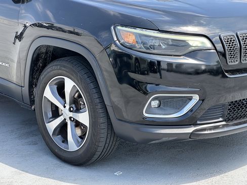 Used 2019 Jeep Cherokee Limited AWD/4WD image 14