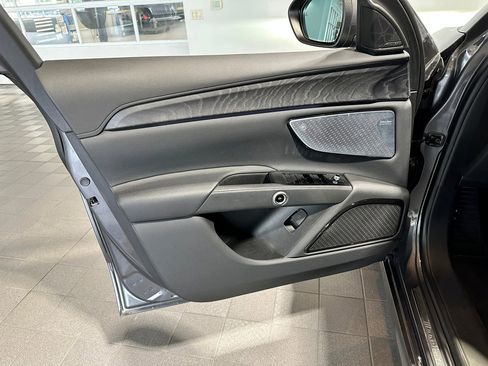 Used 2023 Maserati Grecale GT AWD/4WD image 11