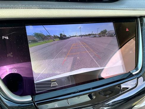 Certified 2023 Cadillac XT6 Premium Luxury AWD/4WD image 23