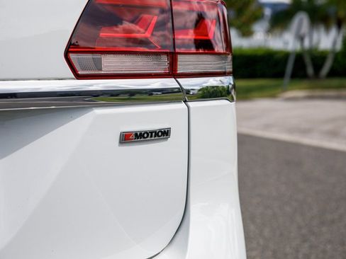 Used 2022 Volkswagen Atlas SE image 9