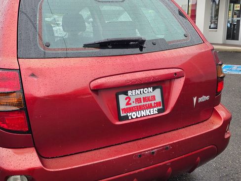 Used 2005 Pontiac Vibe FWD image 10