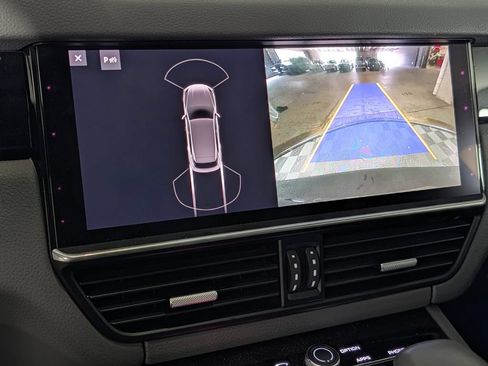 Certified 2021 Porsche Cayenne S AWD/4WD image 29