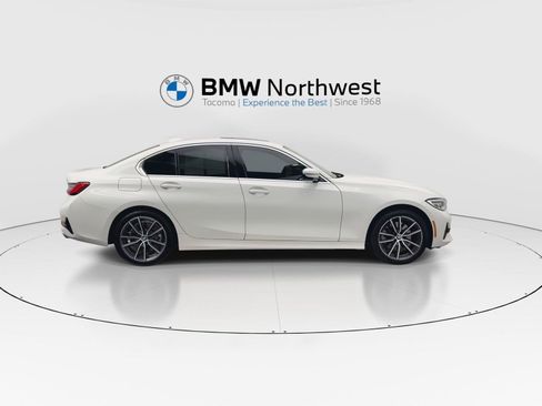 Used 2021 BMW 330i xDrive Sedan w/ Convenience Package AWD/4WD image 5