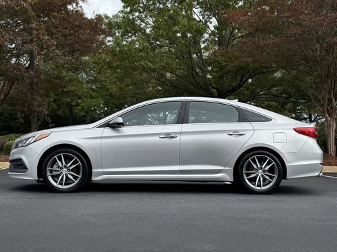 Used 2015 Hyundai Sonata Sport 2.0T image 3