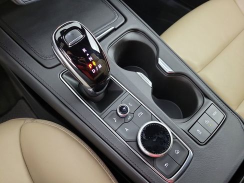 Certified 2025 Cadillac XT4 Premium Luxury image 29