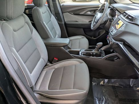 Used 2023 Chevrolet TrailBlazer LT FWD image 27