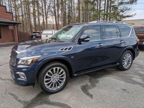 Used 2017 INFINITI QX80 Base w/ Driver Assistance Package image 8