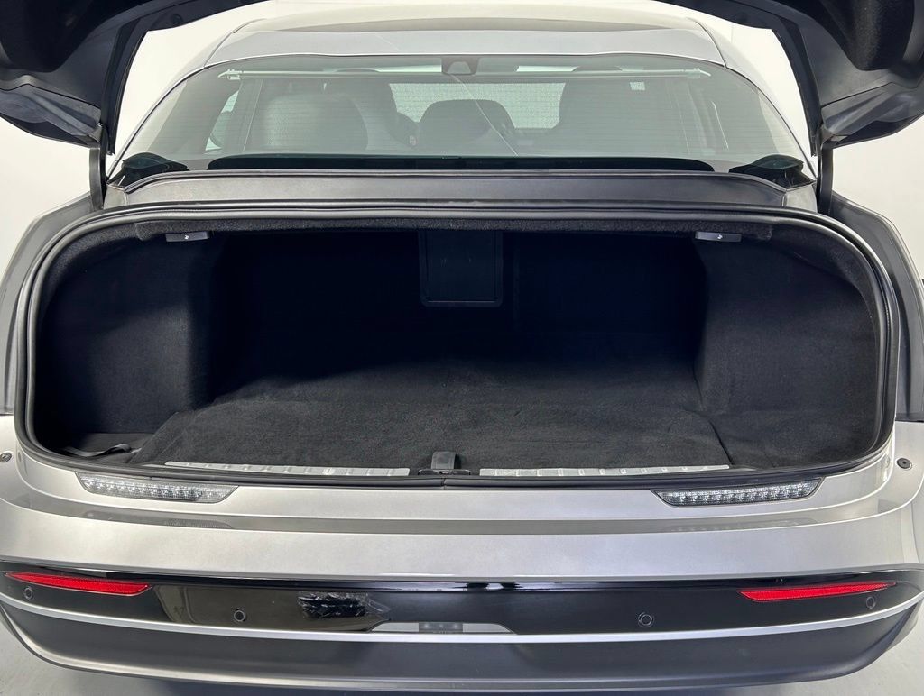Used 2022 Lucid Air Grand Touring AWD/4WD image 14