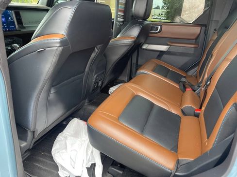 Used 2023 Ford Bronco Outer Banks w/ Sasquatch Package AWD/4WD image 6