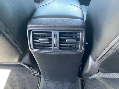 Used 2022 Nissan Rogue Sport SL AWD/4WD image 17
