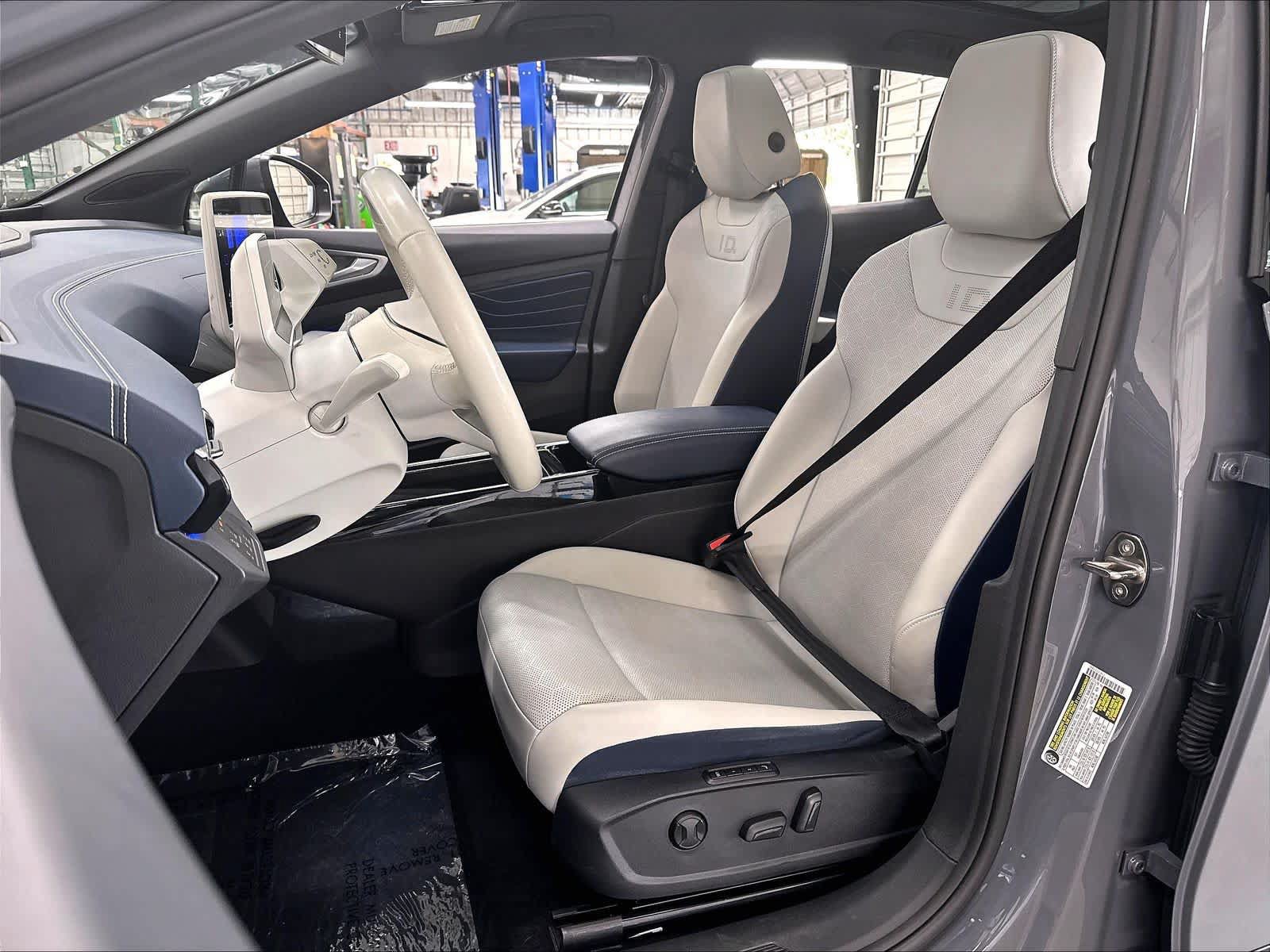 Used 2023 Volkswagen ID.4 Pro S AWD/4WD image 26
